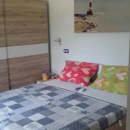 K.b.168 Apartman Pašman
