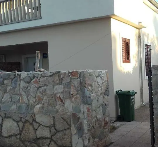 Διαμέρισμα K.b.168 *